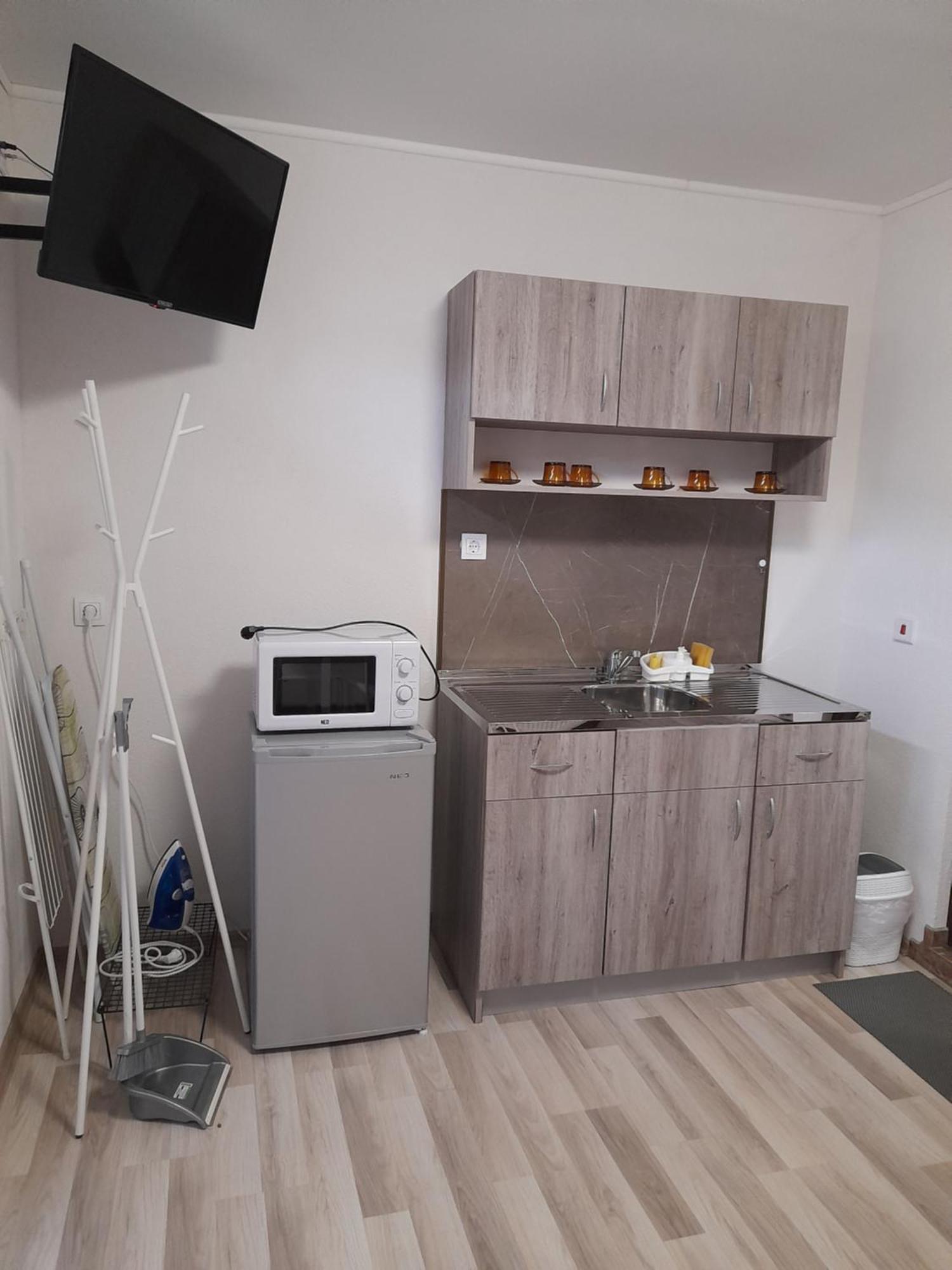 Guest Rooms Ider Sapareva Banya Bagian luar foto