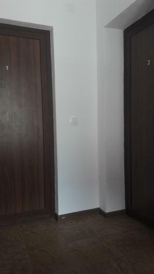 Guest Rooms Ider Sapareva Banya Bagian luar foto