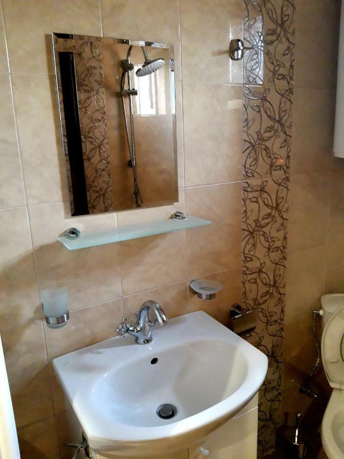 Guest Rooms Ider Sapareva Banya Bagian luar foto
