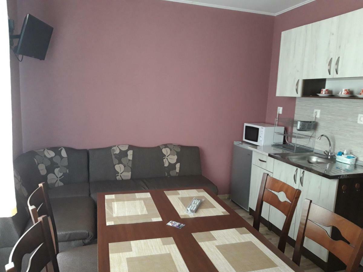 Guest Rooms Ider Sapareva Banya Bagian luar foto